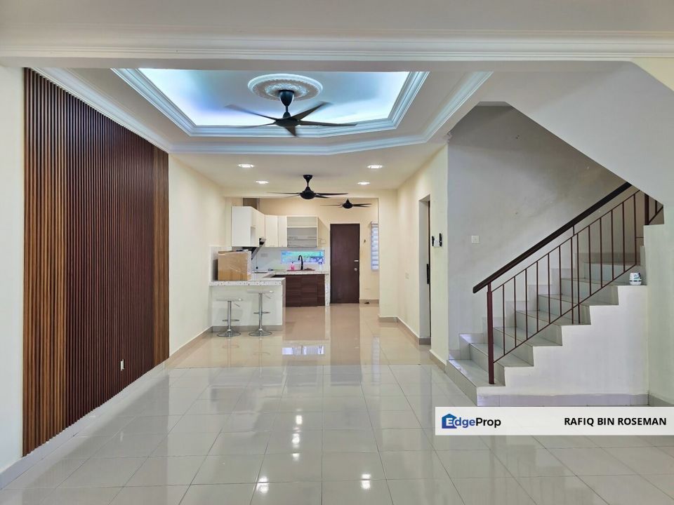 Double Storey Taman Pelangi Semenyih 2 Oakberry, Selangor, Semenyih