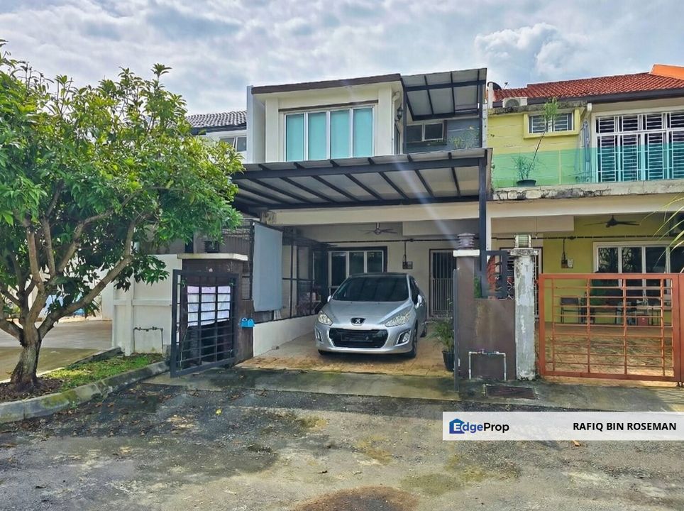 Double Storey Taman Pelangi Semenyih 2 Oakberry, Selangor, Semenyih