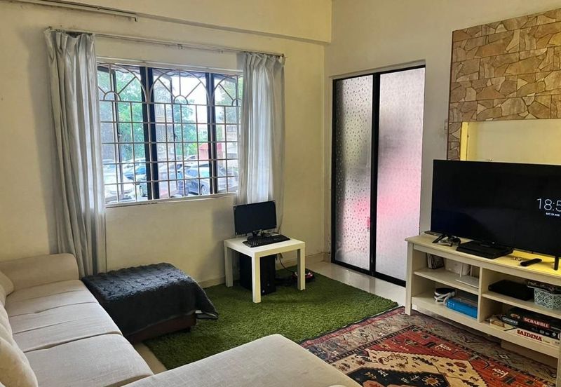 Taman Lembah Maju 600 Apartment