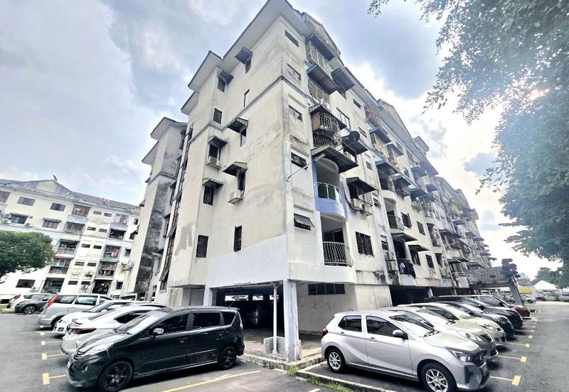 Taman Lembah Maju 600 Apartment