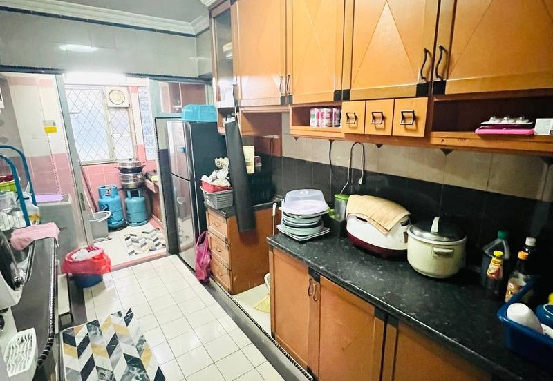 Le Jardine Condominium