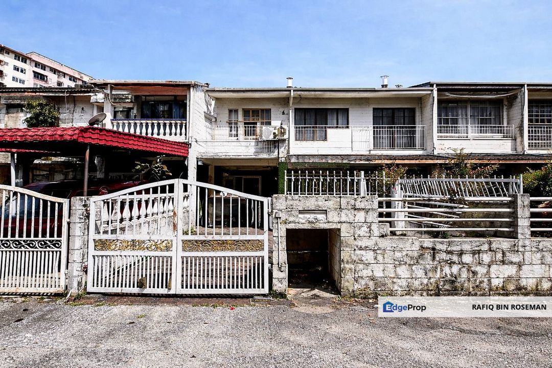 Facing Open Double Storey Taman Desaria PJS5 Petaling Jaya, Selangor, Petaling Jaya