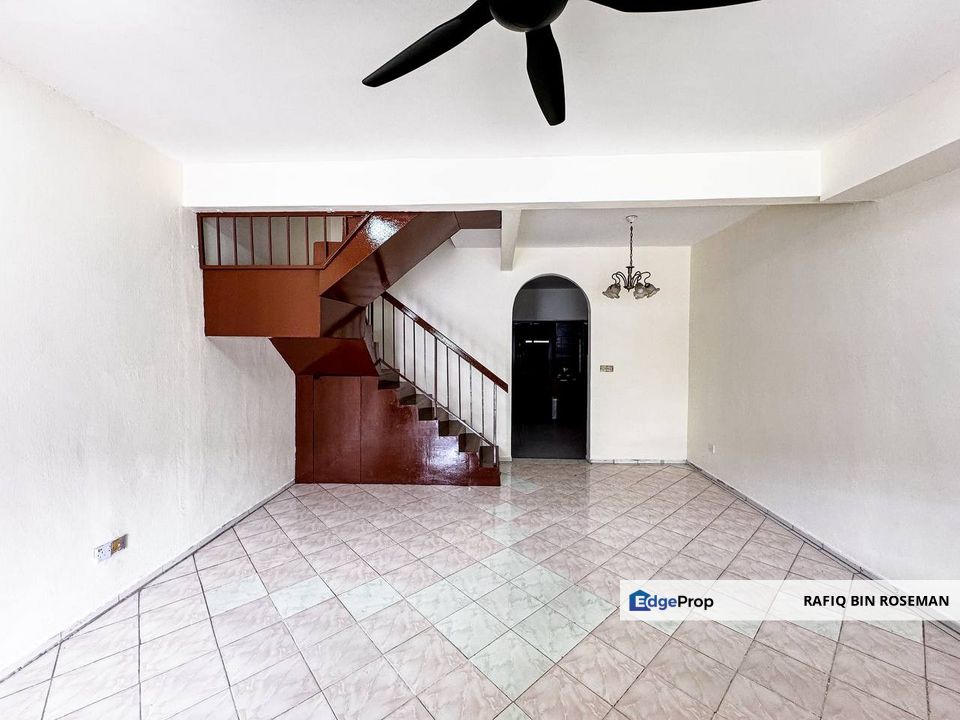 Double Storey Blok 28 Bandar Tasik Puteri, Selangor, Rawang