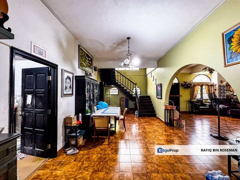 2.5 Storey Bungalow Seksyen 1 Bandar Baru Bangi, Selangor, Bangi