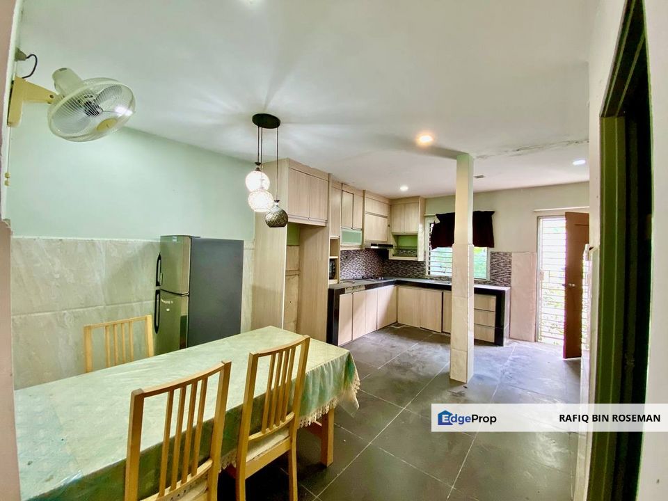 Double Storey Taman Saujana Puchong SP 7, Selangor, Puchong South