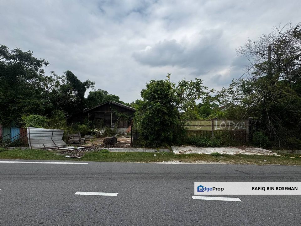 Tanah Status Bangunan Jalan Resak Kampung Melayu Subang, Selangor, Subang