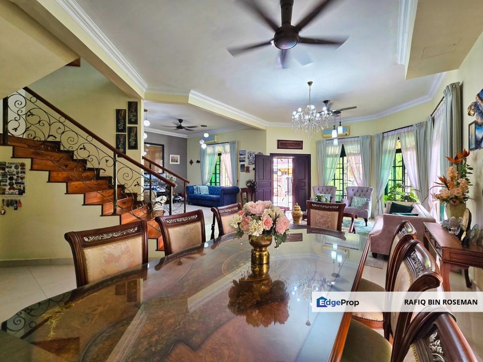 Semi D Double Storey Warisan Indah Sepang, Selangor, Sepang