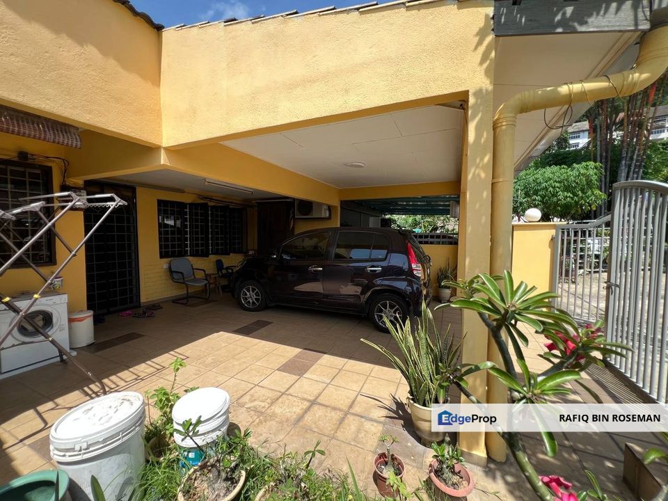 Single Storey Taman Melawati Jalan C, Kuala Lumpur, Ampang