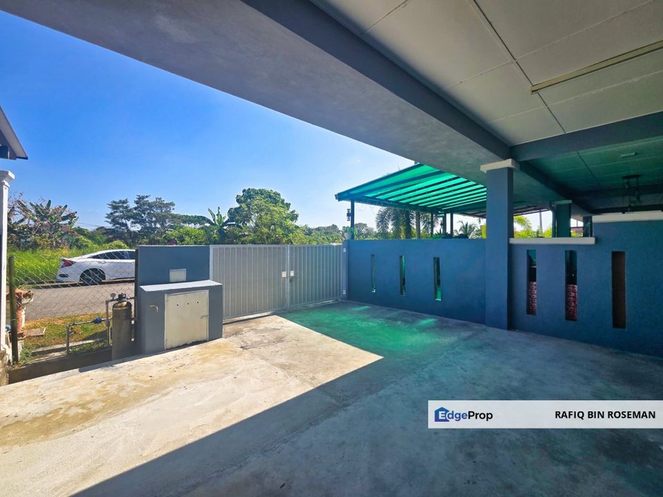 Double Storey Facing Open Taman Langat Utama Banting, Selangor, Banting