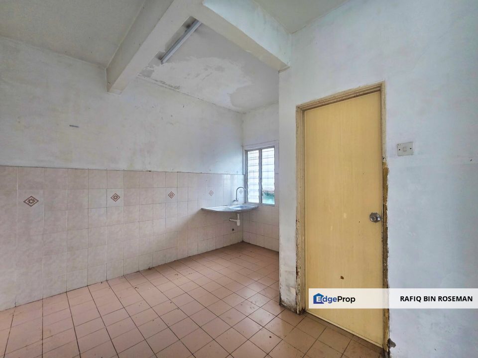 Endlot Double Storey Bandar Seri Putra 4 Bangi, Selangor, Bangi