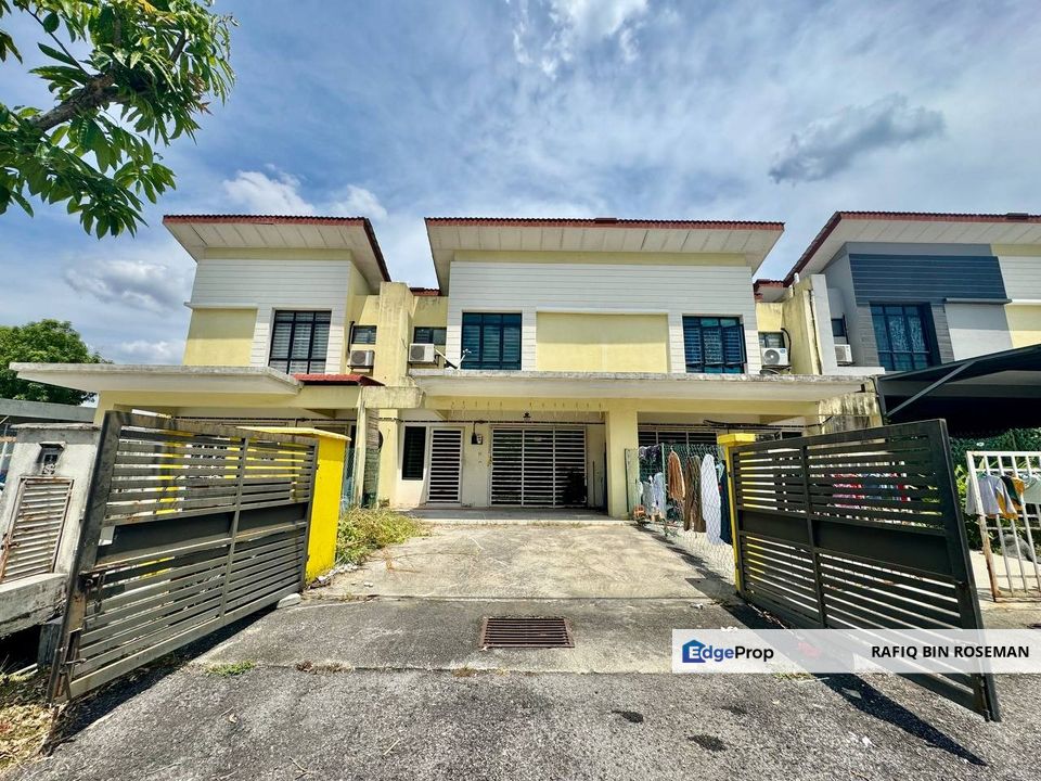 Double Storey Bukit Saujana Bandar Saujana Utama Sungai Buloh, Selangor, Sungai Buloh