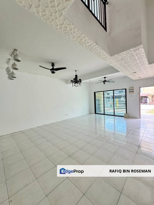 Double Storey Bukit Saujana Bandar Saujana Utama Sungai Buloh, Selangor, Sungai Buloh