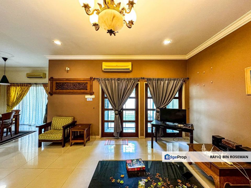 Semi D Double Storey D'Cempaka Seksyen 9 Bandar Baru Bangi, Selangor, Bangi