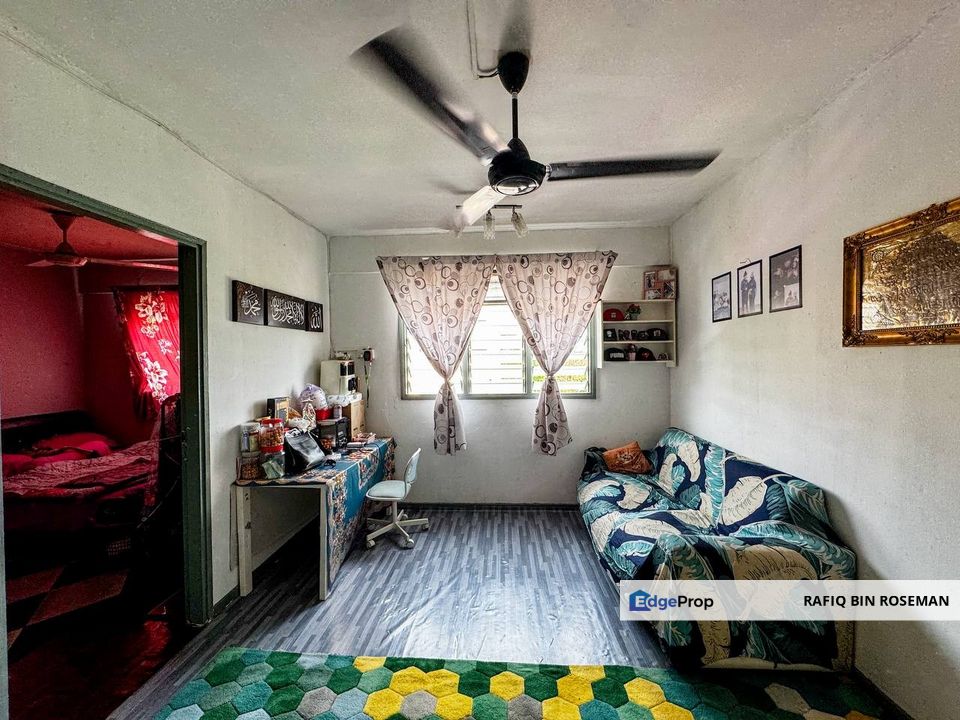 Pangsapuri PKNS Tasik Tambahan Ampang, Selangor, Ampang