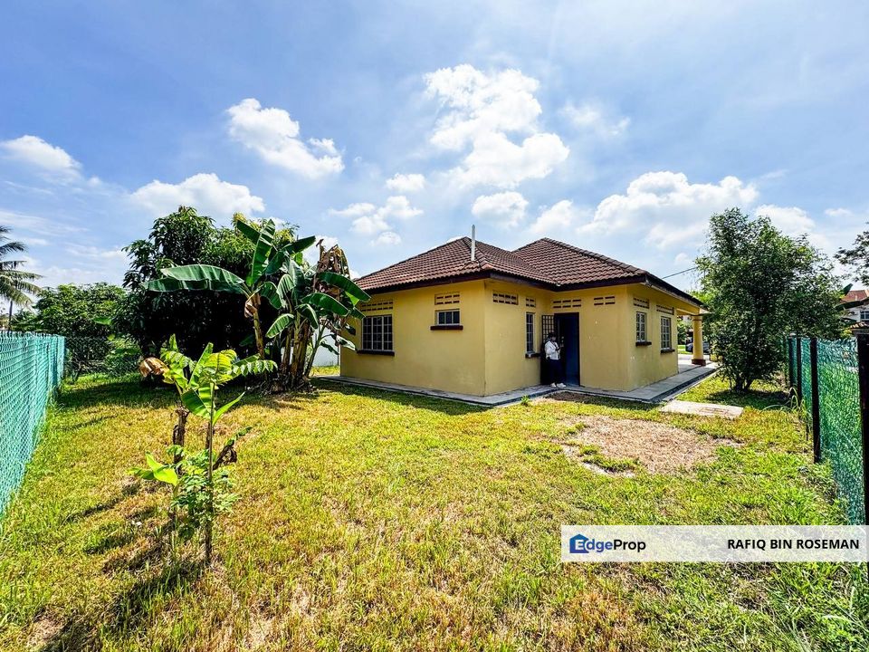 Bungalow Single Storey Bandar Mahkota Banting, Selangor, Banting