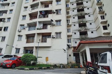 Pandan Court, Taman Pandan Mewah