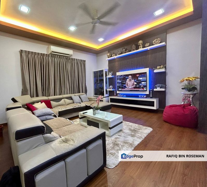 Semi D Double Storey Jalan Impian Makmur Saujana Impian Kajang , Selangor, Kajang