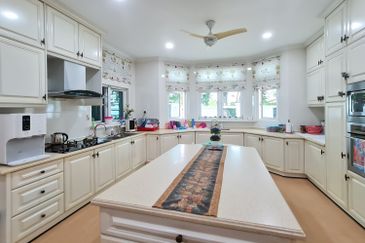 Seksyen 10, Shah Alam