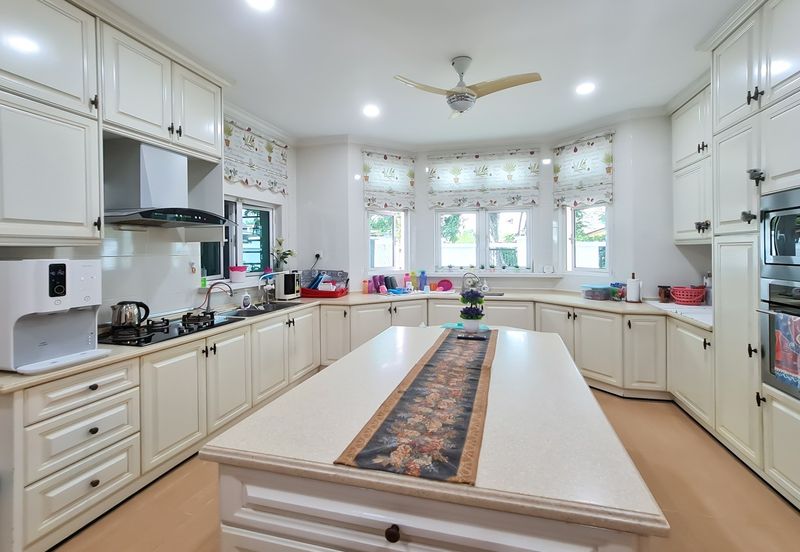 Seksyen 10, Shah Alam