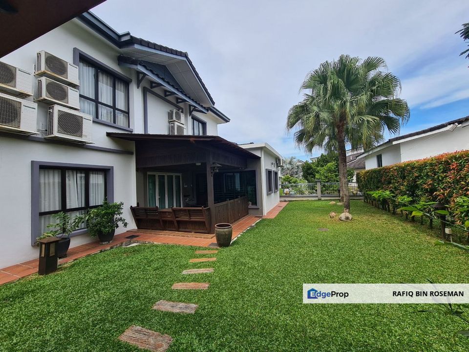 Bungalow Double Storey Saujana Villa Kajang, Selangor, Kajang