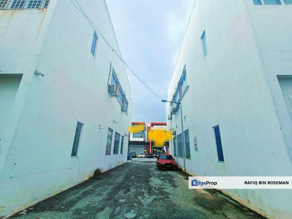 Endlot Double Storey Shoplot Pusat Industri Sri Rampai , Kuala Lumpur, Setapak