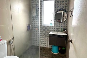 Taman Tasik Semenyih (Lake Residence)