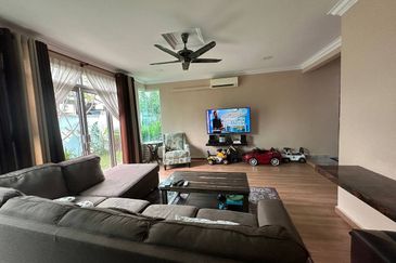Taman Tasik Semenyih (Lake Residence)