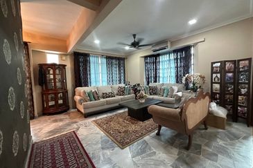 Taman Tasik Semenyih (Lake Residence)