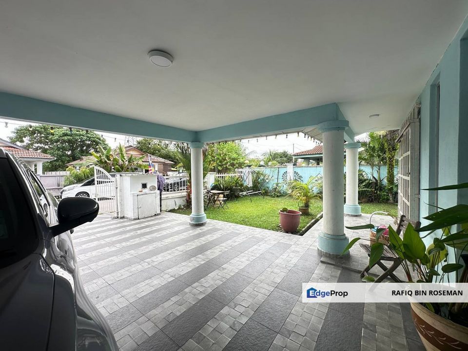 Bungalow Single And Half Storey Taman Tasik Semenyih, Selangor, Semenyih