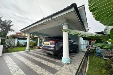 Taman Tasik Semenyih (Lake Residence)