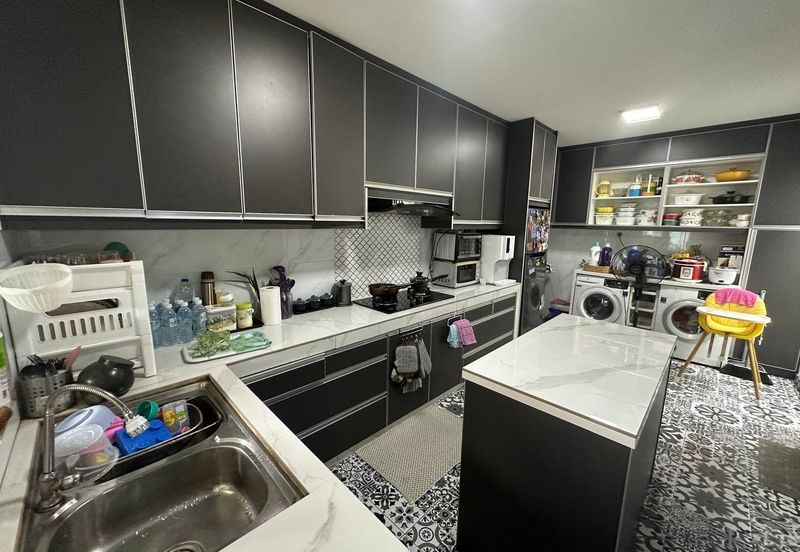 Taman Tasik Semenyih (Lake Residence)