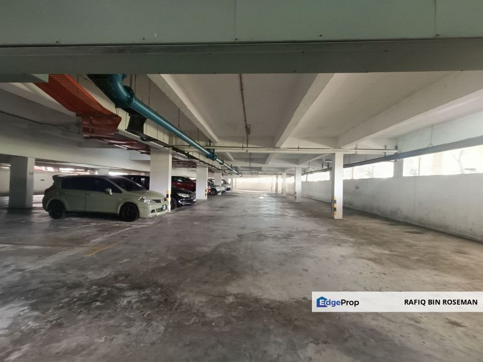 Triple Storey Shoplot Dagang Cahaya Avenue, Selangor, Ampang