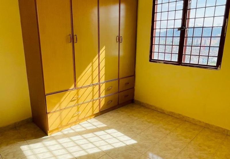 Pandan Court, Taman Pandan Mewah