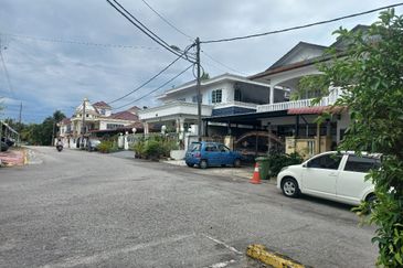 Kampung Batu Muda
