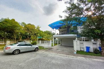 Frangipani Encorp Cahaya Alam @ Seksyen U12