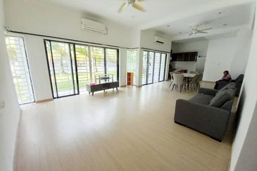 Frangipani Encorp Cahaya Alam @ Seksyen U12