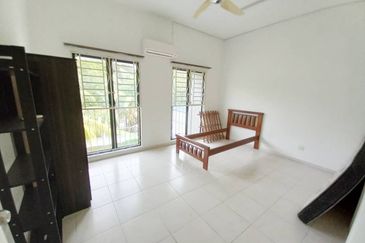 Frangipani Encorp Cahaya Alam @ Seksyen U12