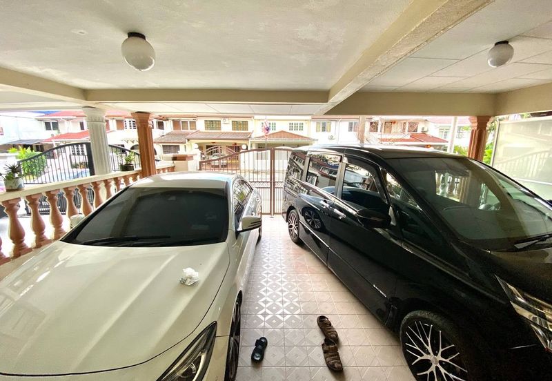 Double Storey Taman Melawati