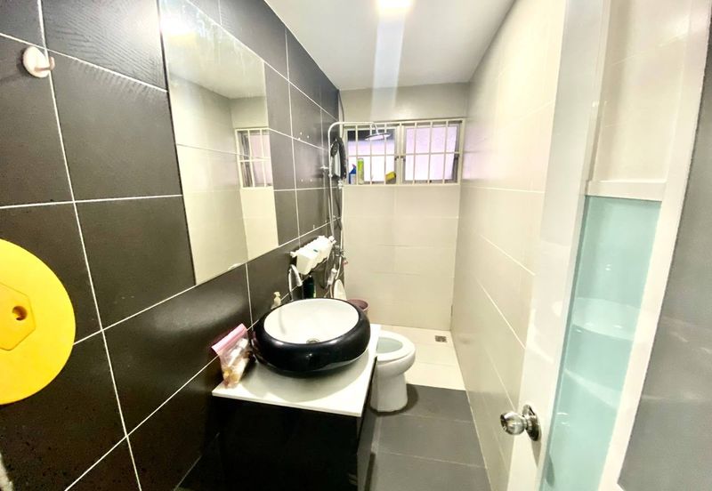 Double Storey Taman Melawati