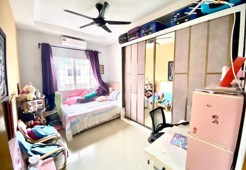 Double Storey Taman Melawati