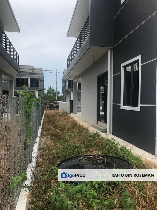 Semi D Superlink Double Storey Taman Bawal Sungai Besar Selangor, Selangor, Sungai Besar