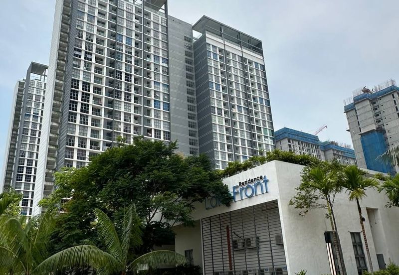 LakeFront Residence Cyberjaya
