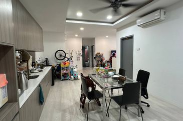 LakeFront Residence Cyberjaya