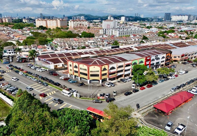 Pusat Perdagangan Seri Kembangan