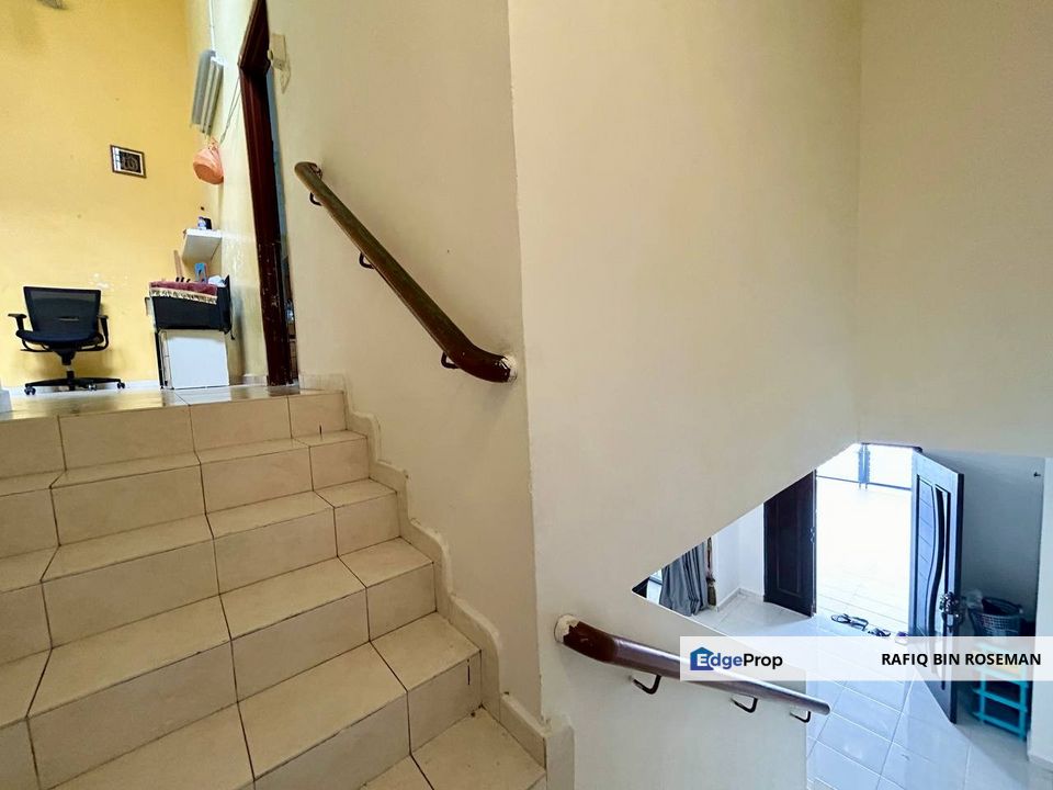 Double Storey Taman Prima Saujana Kajang, Selangor, Kajang