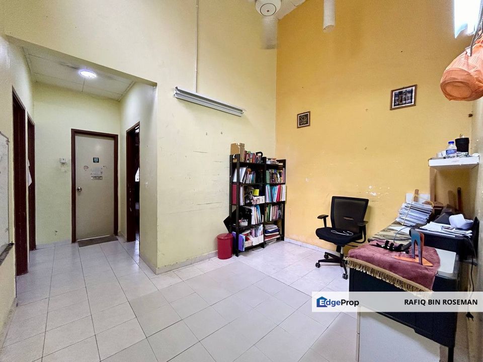 Double Storey Taman Prima Saujana Kajang, Selangor, Kajang