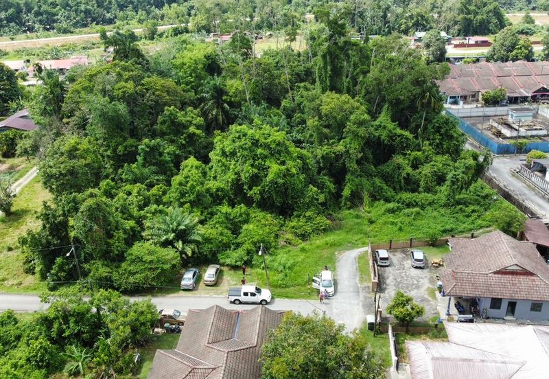 KAMPUNG TELOK MAHANG