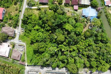 KAMPUNG TELOK MAHANG