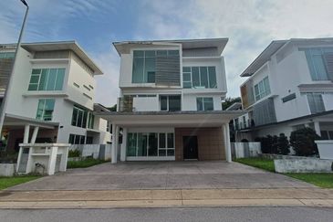 Jacaranda Garden Residence