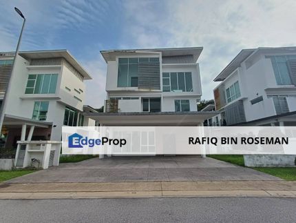 Bungalow Triple Storey Jacaranda Garden Residence Cyberjaya, Selangor, Cyberjaya